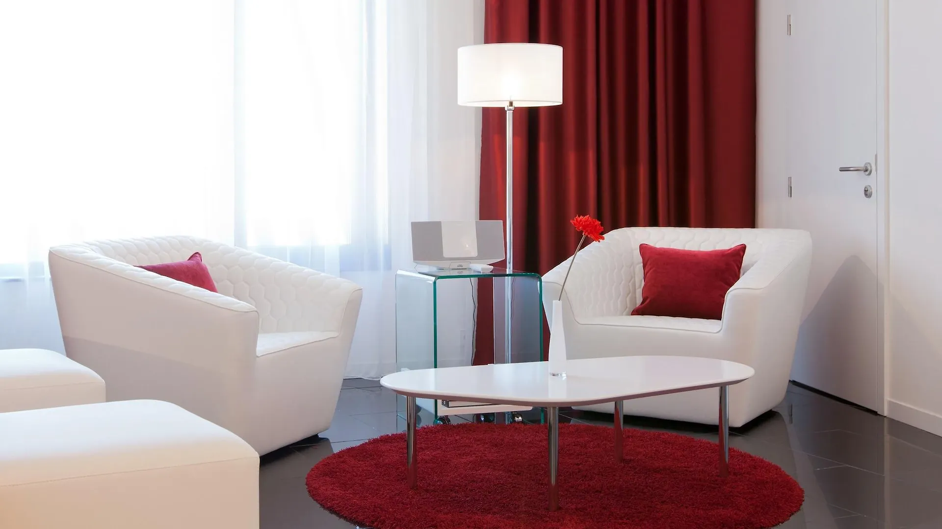הוספיטלט דה יוברגאט Hotel Porta Fira 4* Sup